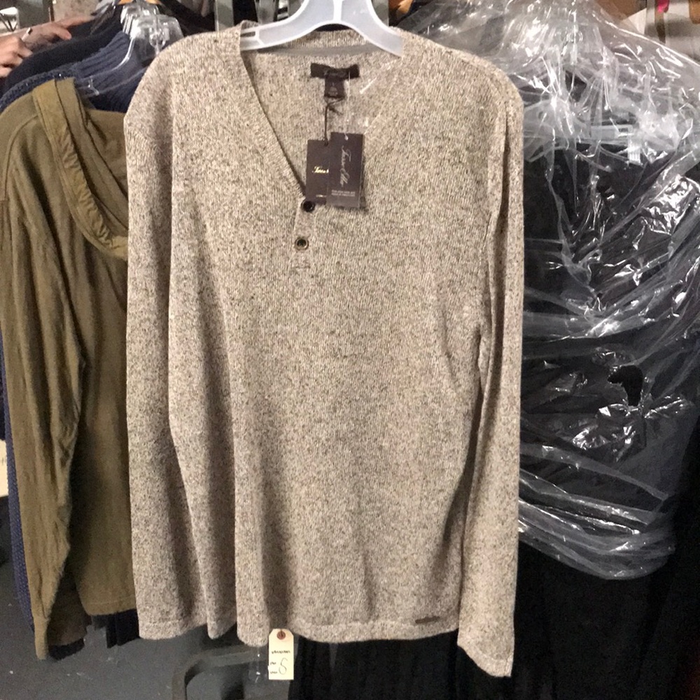 Men’s gray V-Neck sweater